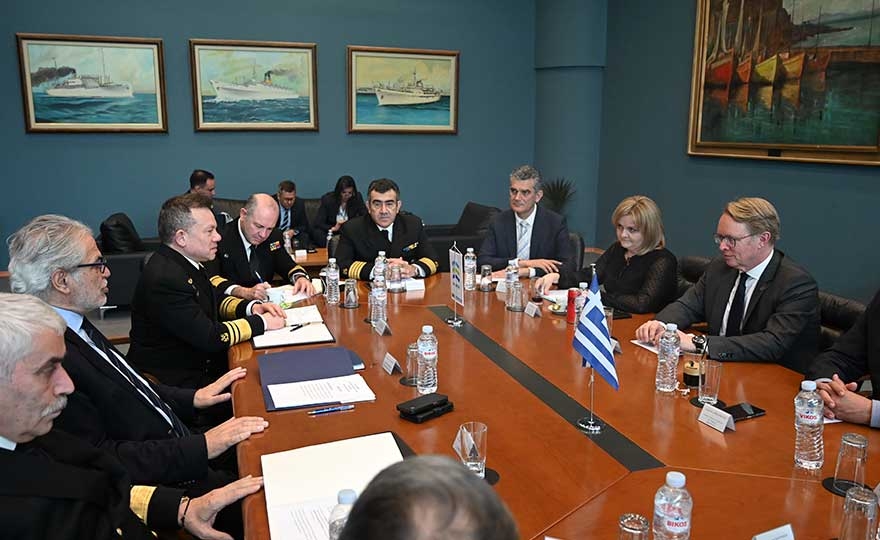 Έμφαση στην Αδιαπραγμάτευτη Προσήλωση της Ελλάδας στην Προστασία των Συνόρων και της Ανθρώπινης Ζωής