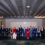 Η Μαρίνα Χατζημανώλη με εκπροσώπους της ναυτιλιακής κοινότητας κατά την επίσκεψη εργασίας στην Αθήνα