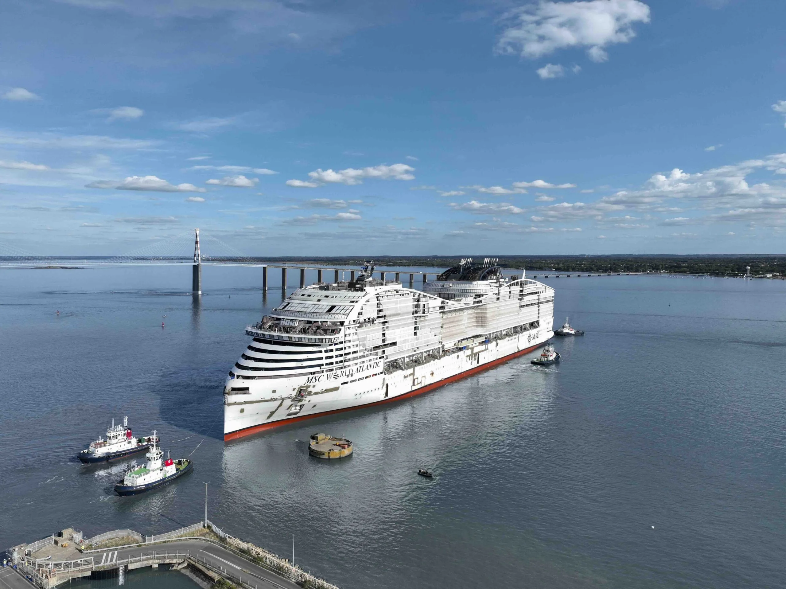 Το MSC World Atlantic κατά την καθέλκυσή του στο Chantiers de l’Atlantique